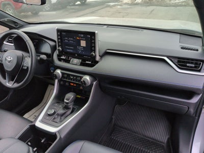 2022 Toyota RAV4 Hybrid XSE w/ Technology & Cold Weather Pkg