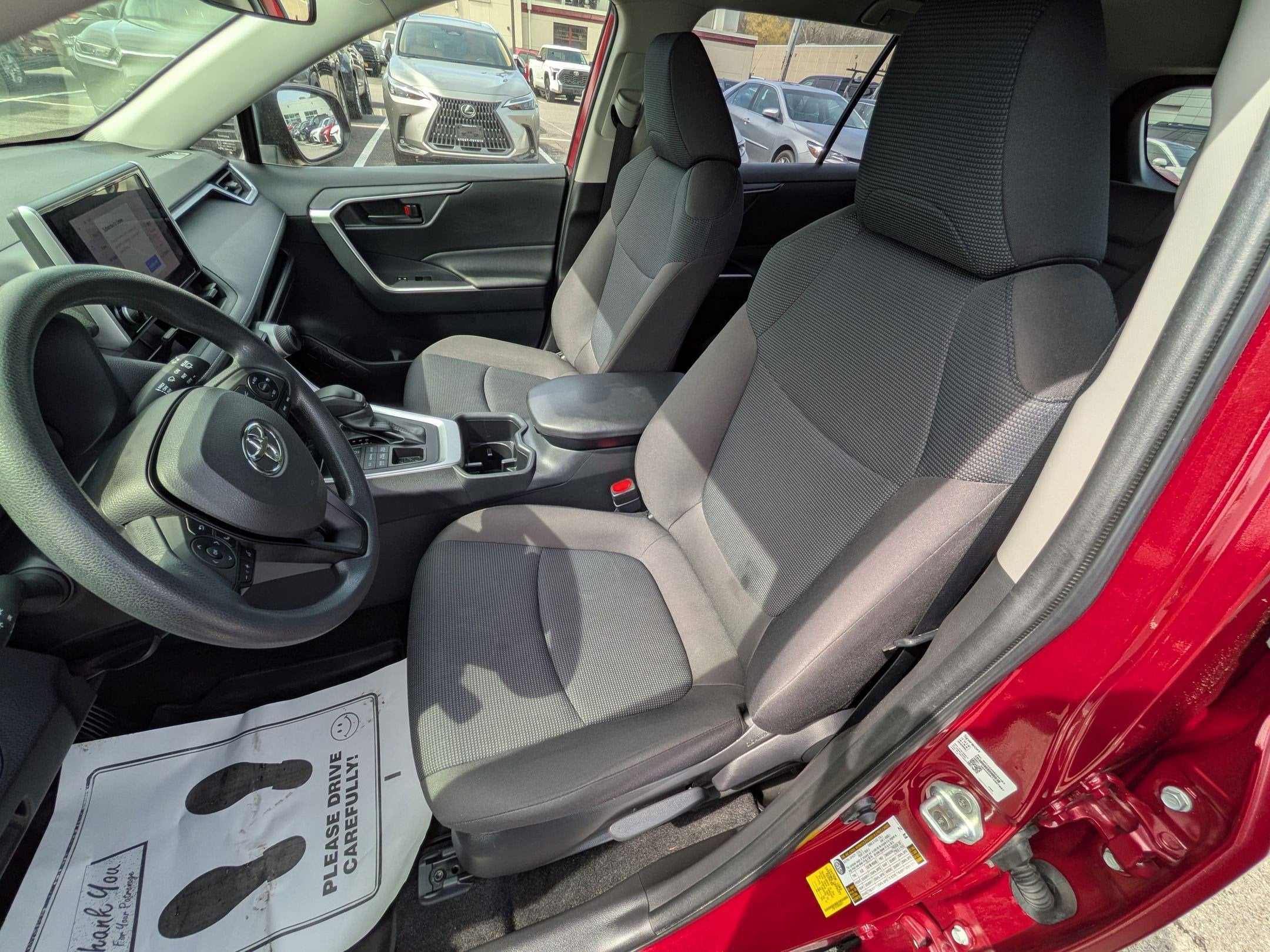 2023 Toyota RAV4 LE