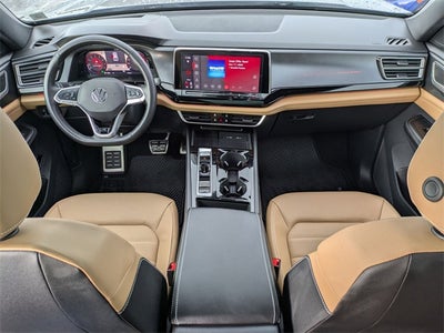 2025 Volkswagen Atlas Cross Sport 2.0T SEL R-Line Black