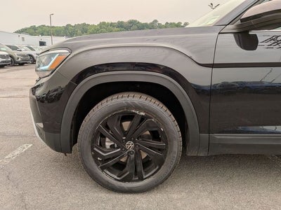 2023 Volkswagen Atlas 2.0T SE w/Technology