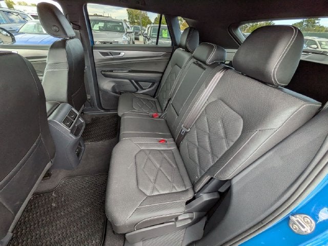 2025 Volkswagen Atlas Cross Sport 2.0T SE