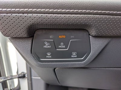 2025 Volkswagen Atlas 2.0T SE