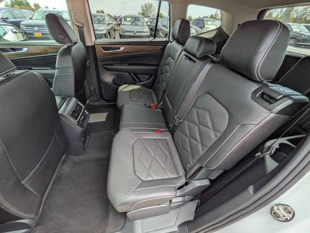 2025 Volkswagen Atlas 2.0T SE