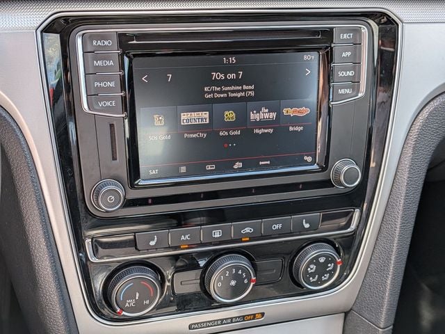 2019 Volkswagen Passat 2.0T Wolfsburg