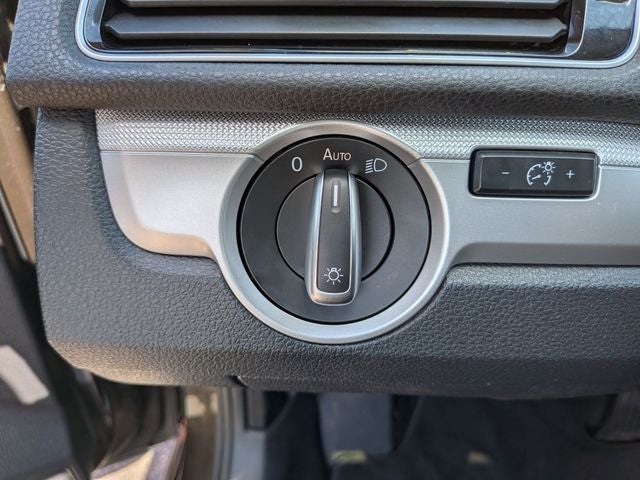 2019 Volkswagen Passat 2.0T Wolfsburg