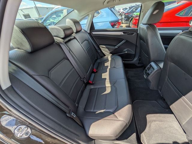 2019 Volkswagen Passat 2.0T Wolfsburg