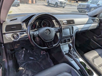 2019 Volkswagen Passat 2.0T Wolfsburg