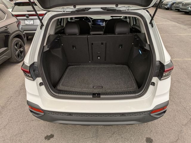 2025 Volkswagen Taos 1.5T SE Black