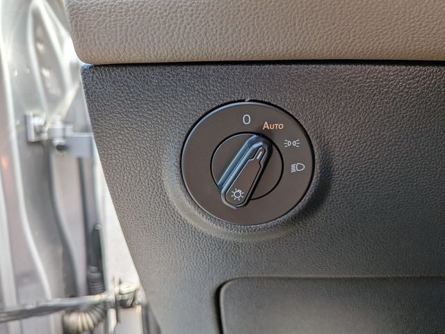 2023 Volkswagen Taos 1.5T SEL