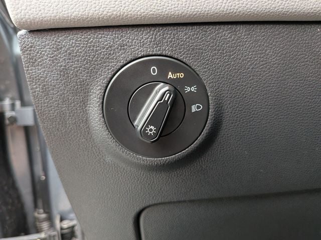 2023 Volkswagen Taos 1.5T SEL