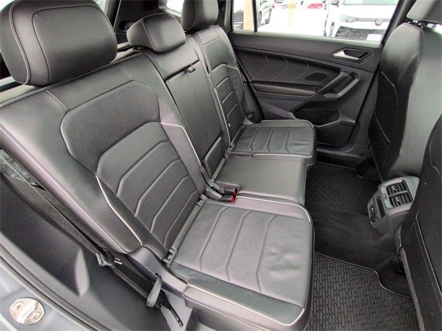 2022 Volkswagen Tiguan 2.0T SEL R-Line