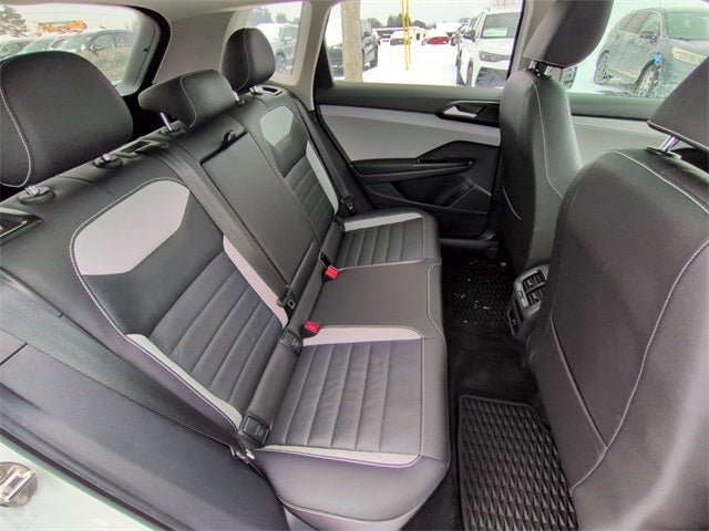 2023 Volkswagen Taos 1.5T SEL