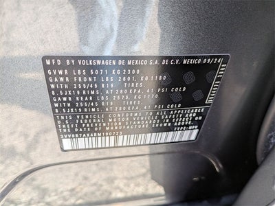 2024 Volkswagen Tiguan 2.0T SE R-Line Black