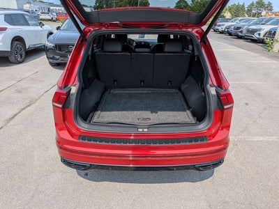 2024 Volkswagen Tiguan 2.0T SE R-Line Black