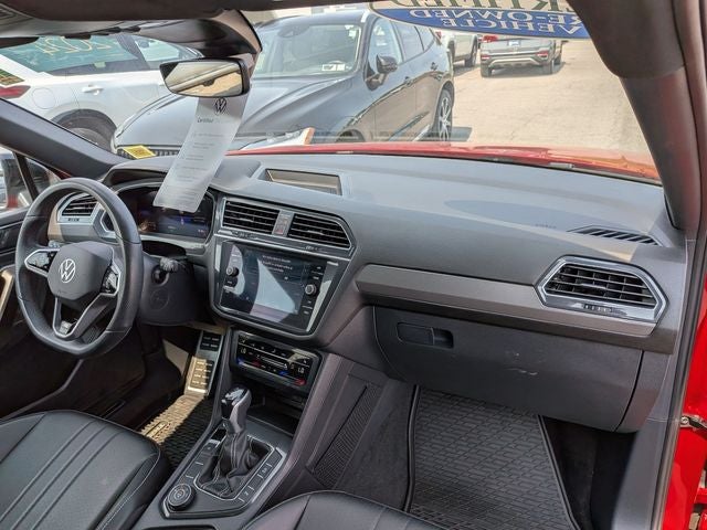 2024 Volkswagen Tiguan 2.0T SE R-Line Black