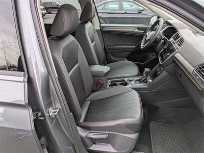 2024 Volkswagen Tiguan 2.0T Wolfsburg Edition