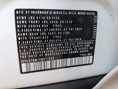 2025 Volkswagen Tiguan 2.0T SEL R-Line