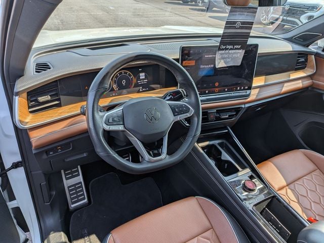2025 Volkswagen Tiguan 2.0T SEL R-Line