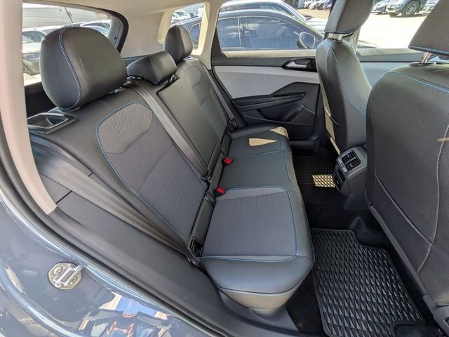 2024 Volkswagen Taos 1.5T SE Black