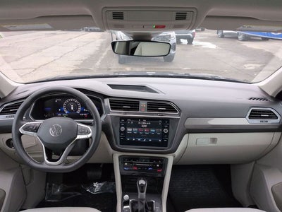 2023 Volkswagen Tiguan 2.0T SE
