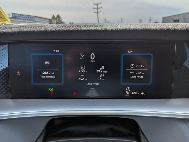 2025 Volkswagen Tiguan 2.0T SE