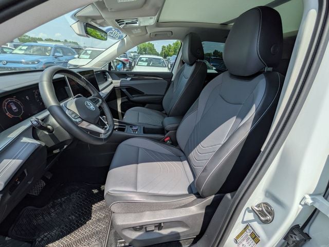 2025 Volkswagen Tiguan 2.0T SE