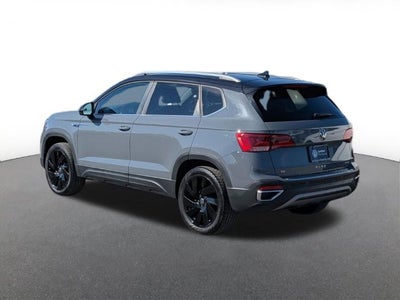 2024 Volkswagen Taos 1.5T SE