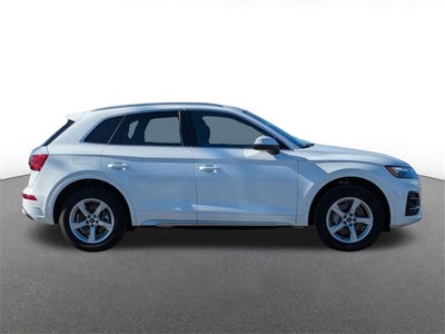 2024 Audi Q5 40 Premium quattro