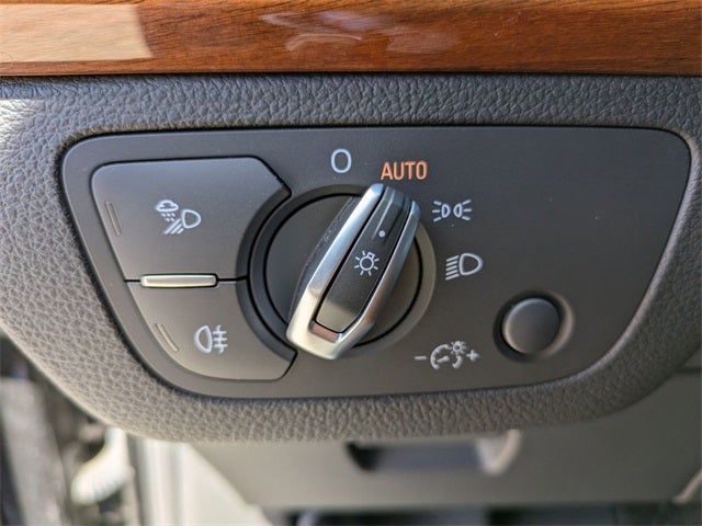 2023 Audi Q5 40 Premium quattro