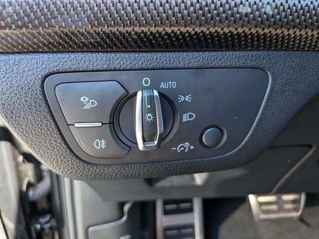 2023 Audi SQ5 Premium Plus quattro