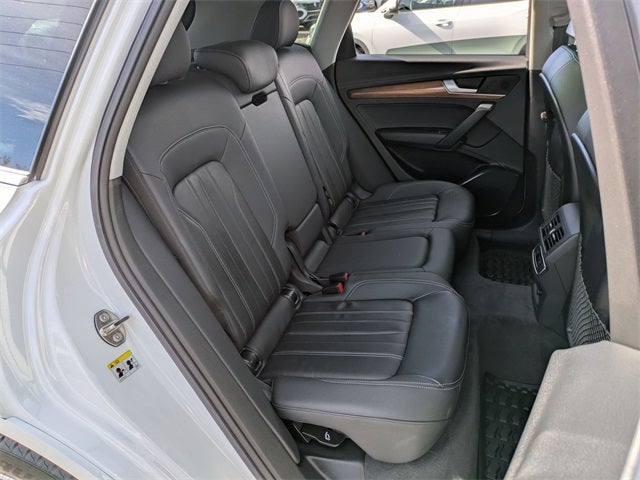 2023 Audi Q5 45 S line Premium quattro