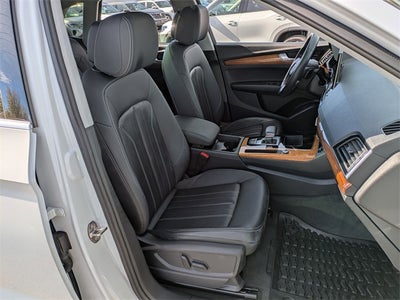 2023 Audi Q5 45 S line Premium quattro