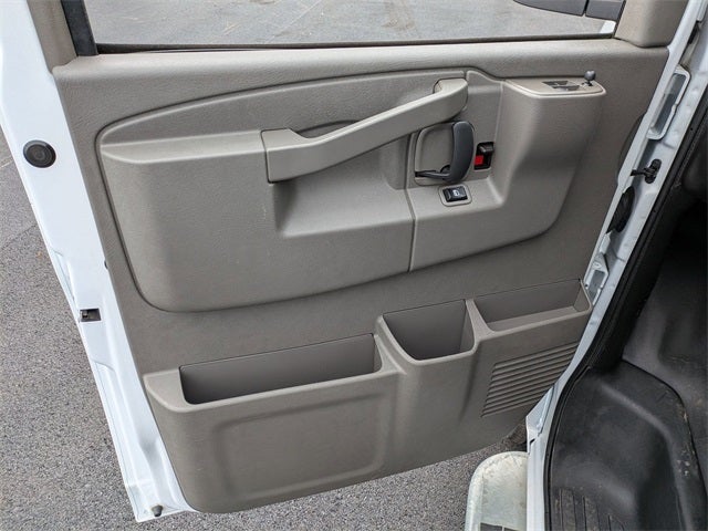 2024 Chevrolet Express 2500 Work Van Cargo