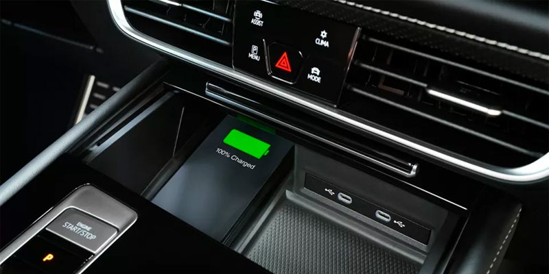 interior console of a 2024 Volkswagen Atlas